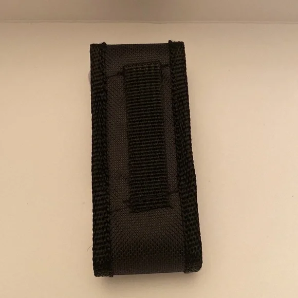 Purple taser 💜 - Picture 7 of 8